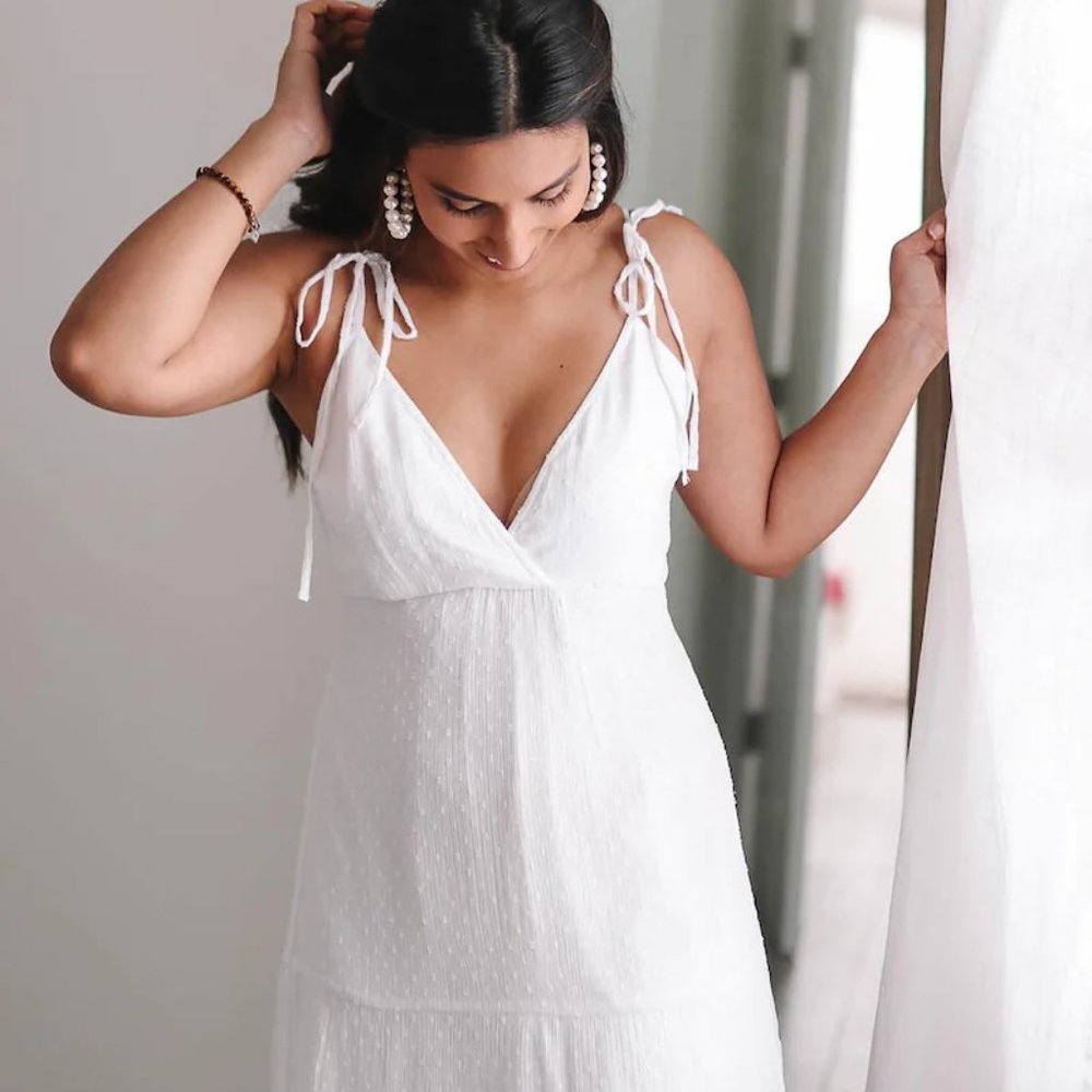 Abercrombie and Fitch White Dot Maxi Dress